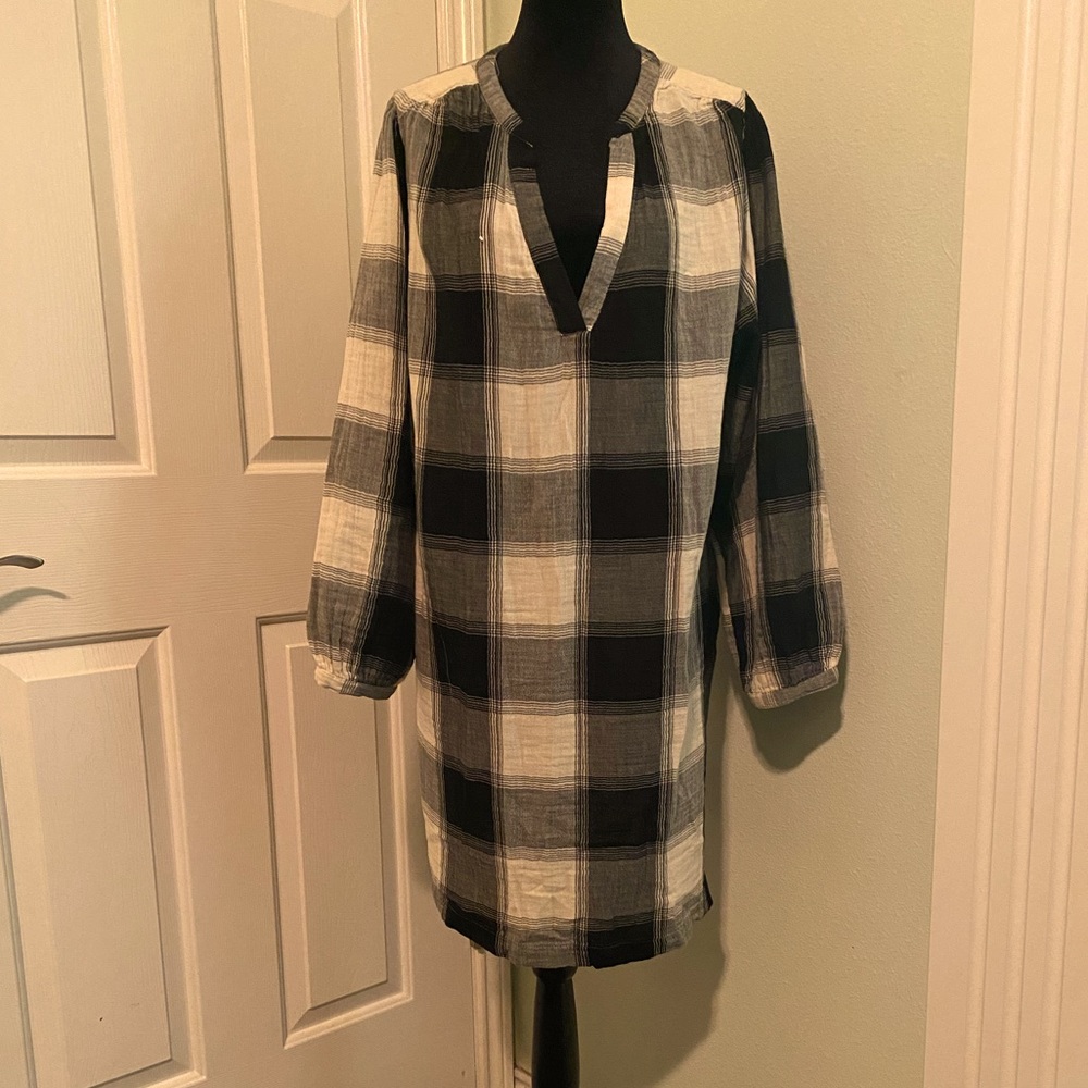 Old Navy flannel shirt dress - size L - $15